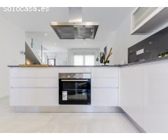 Chalet adosado en venta en Polop, con 3 dormitorios