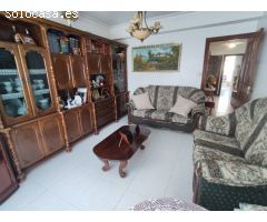 Se vende casa unifamiliar en el centro de Cedeira