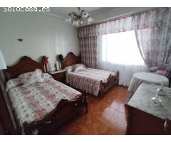Se vende casa unifamiliar en el centro de Cedeira