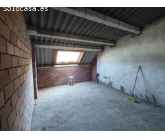 Se vende casa unifamiliar en el centro de Cedeira