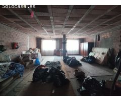 Se vende casa unifamiliar en el centro de Cedeira