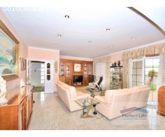 SE VENDE GRAN CHALET CON PISCINA PRIVADA, GARAJE Y VISTAS AL MAR EN ARGUINEGUIN