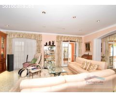 SE VENDE GRAN CHALET CON PISCINA PRIVADA, GARAJE Y VISTAS AL MAR EN ARGUINEGUIN
