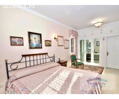 SE VENDE GRAN CHALET CON PISCINA PRIVADA, GARAJE Y VISTAS AL MAR EN ARGUINEGUIN