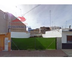 Solar urbano de 180 m² en lugar céntrico del Puerto de Mazarrón