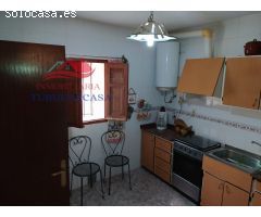 Vivienda rústica con terreno y acondicionada para entrar a vivir