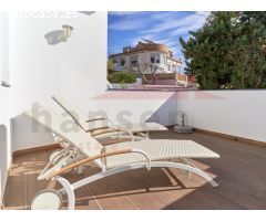 Exclusiva Villa Multifamiliar en Caleta de Vélez