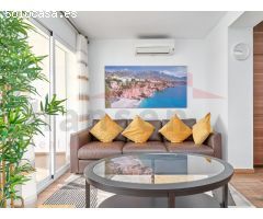 Exclusiva Villa Multifamiliar en Caleta de Vélez