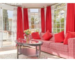 Exclusiva Villa Multifamiliar en Caleta de Vélez