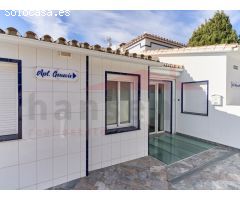 Exclusiva Villa Multifamiliar en Caleta de Vélez