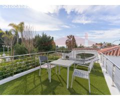 Exclusiva Villa Multifamiliar en Caleta de Vélez