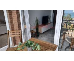Apartamento Frente al Mar en Torre del Mar: Tu Oasis Junto a la Playa de Octubre