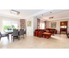 PRECIOSO CHALET CON PISCINA PRIVADA Y GARAJE EN AGUAS NUEVAS, TORREVIEJA