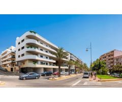 FANTÁSTICO APARTAMENTO EN EL CENTRO DE TORREVIEJA Y CERCA DE LAS PLAYAS