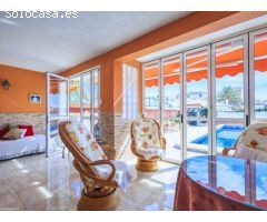 CASA ADOSADA CON PISCINA PRIVADA CERCA DE LA PLAYA EN CABO ROIG