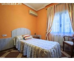 CASA ADOSADA CON PISCINA PRIVADA CERCA DE LA PLAYA EN CABO ROIG