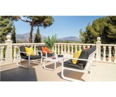 FANTÁSTICA VILLA EN ALBIR CON EXCELENTE VISTA