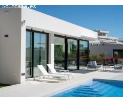 VILLAS INDEPENDIENTES CON PISCINA PRIVADA EN LAS COLINAS GOLF