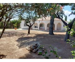 CHALET INDEPENDIENTE EN ESQUINA RECIÉN REFORMADO EN MUTXAMEL