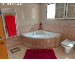 CHALET INDEPENDIENTE EN ESQUINA RECIÉN REFORMADO EN MUTXAMEL