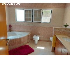CHALET INDEPENDIENTE EN ESQUINA RECIÉN REFORMADO EN MUTXAMEL