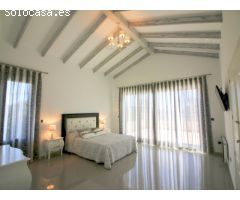 VILLA EXCEPCIONAL EN CABO ROIG