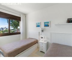 Moderno Bungalow de planta alta con solarium de 57m2
