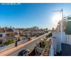 FANTÁSTICA CASA ADOSADA RENOVADA EN AGUAS NUEVAS - CON PRECIOSAS VISTAS
