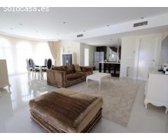 Chalet independiente de 5 dormitorios en Doña Pepa , Ciudad Quesada
