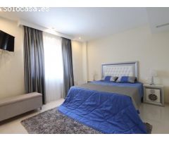 Chalet independiente de 5 dormitorios en Doña Pepa , Ciudad Quesada