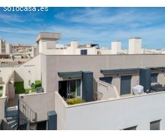 Impresionante ático de dos dormitorios en el corazón de Torrevieja