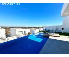 Villa moderna de lujo SKYLINE II situada en Rojales