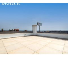 Moderna villa con solárium, sótano y piscina privada, cerca de la playa en La