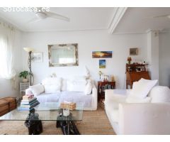 Villa Independiente en Playa Flamenca con Piscina Comunitaria