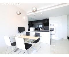LUMINOSO Y MODERNO PISO DE 2 DORMITORIOS CON VISTAS A LA PISCINA EN RESIDENCIAL