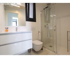 LUMINOSO Y MODERNO PISO DE 2 DORMITORIOS CON VISTAS A LA PISCINA EN RESIDENCIAL
