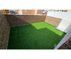 Dúplex reformado en zona privilegiada de La Mata, Torrevieja