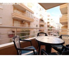 AMPLIO APARTAMENTO DE 2 DORMITORIOS EN EL CENTRO DE TORREVIEJA CON PISCINA