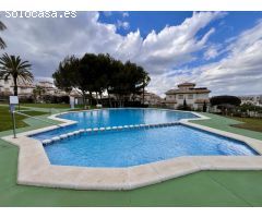 Precioso apartamento de 2 dormitorios en Villamartín, Orihuela costa