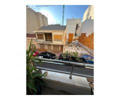 APARTAMENTO DE 3 DORMITORIOS CON 2 BAÑOS BELLAMENTE RENOVADO