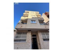 APARTAMENTO DE 3 DORMITORIOS CON 2 BAÑOS BELLAMENTE RENOVADO
