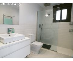 TERRENO SITUADO EN LES CON VIVIENDA EN CONSTRUCCION.