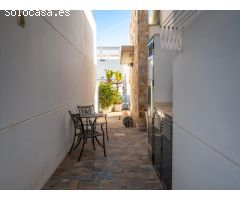TERRENO SITUADO EN LES CON VIVIENDA EN CONSTRUCCION.