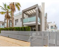 Moderno bungalow en venta en residencial Amay Quinto!