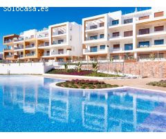 VILLA MODERNA CON 3 DORMITORIOS Y 2 BAÑOS - PISCINA PRIVADA CLIMATIZADA DE AGUA