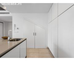 TERRENO SITUADO EN LES CON VIVIENDA EN CONSTRUCCION.