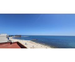 Amplio apartamento con vistas al mar en Torrevieja