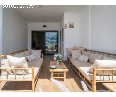 Bungalow en planta baja orientado al sur en Los Balcones, Torrevjava