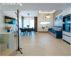Preciosa villa en venta en El Raso