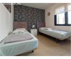 Preciosa villa en venta en El Raso